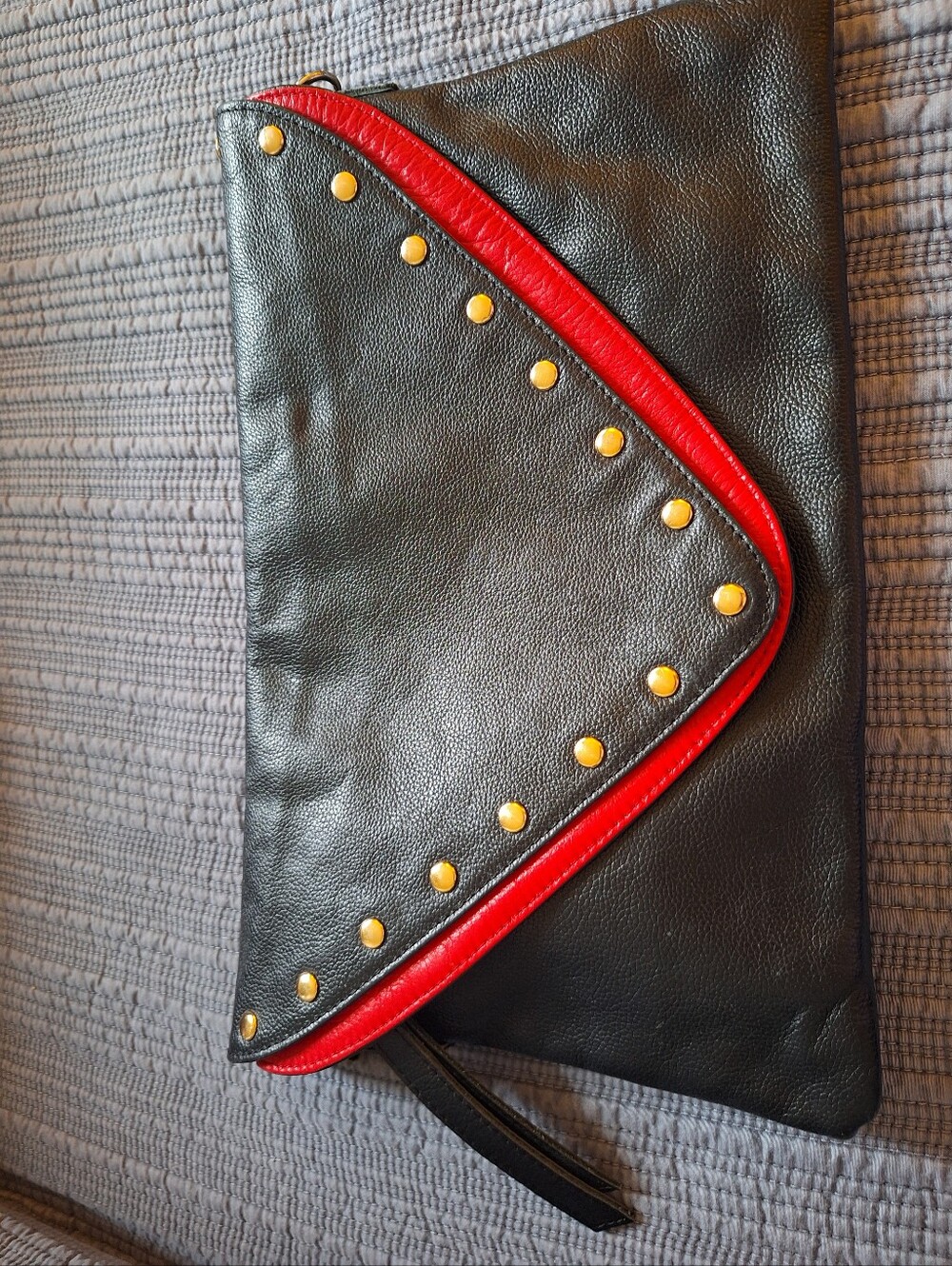 B-Low the Belt Vibrant Black & Red Leather Clutch/Purse